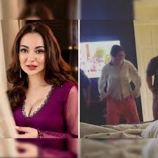 Pakistani Actor Hania Amir Viral Video Clips Original Link , Hania Amir Full Video Download Link