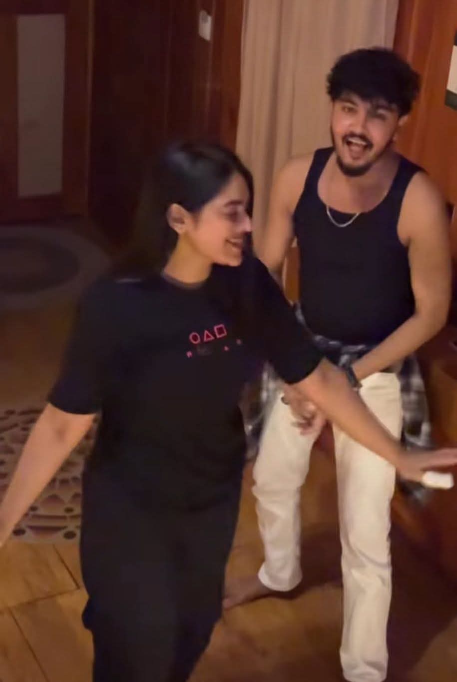 বাংলাদেশী টিকটকার মডেল রাত্রি ২২ মিনিট ৪৭ সেকেন্ডের খোলামেলা অন্তরঙ্গ ভাইরাল ভিডিও , Pr Ratri Viral Video Download Link