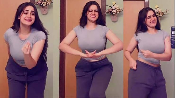 Ayesha Khan Dance Viral Video , Tiktok Star Ayesha Mano Viral Video Download Link